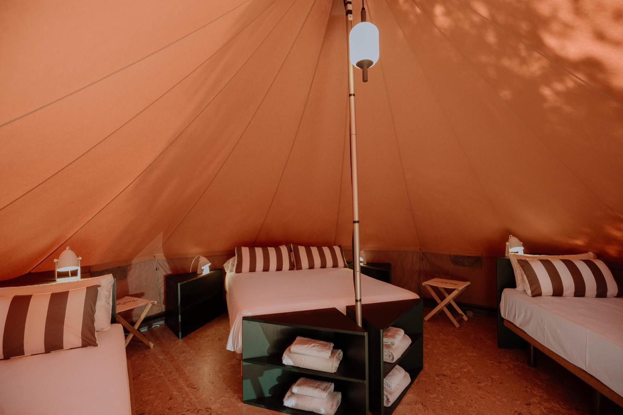 Gavà Camping 3 Estrellas מראה חיצוני תמונה